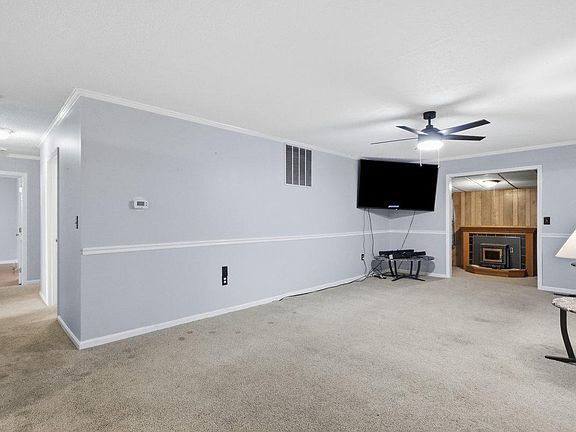 5th image of 143 Knoll Dr #0
