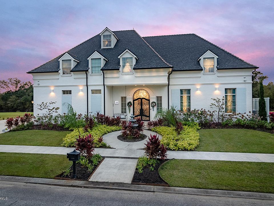 1st image of 111 Belle Helene Ct