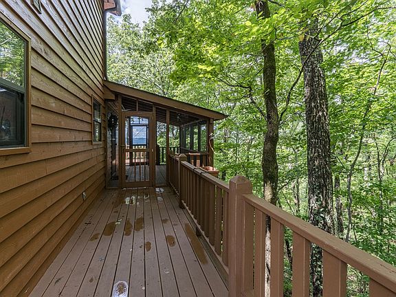 2nd image of 425 Boyd Ridge Dr