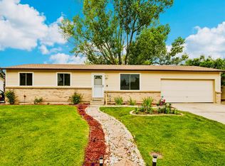 7075 Welch Ct, Arvada, CO 80004