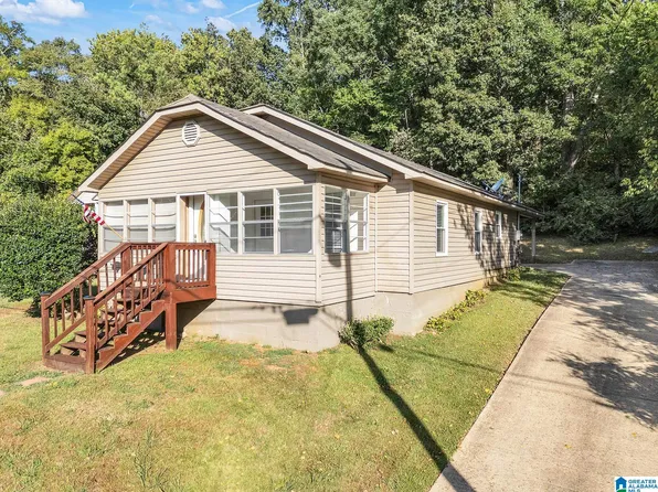 212 4th Ave W, Oneonta, AL 35121