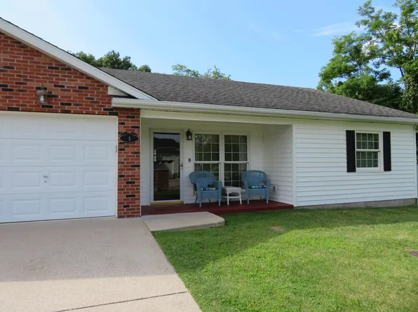 5 Turman Ct, Barboursville, WV 25504