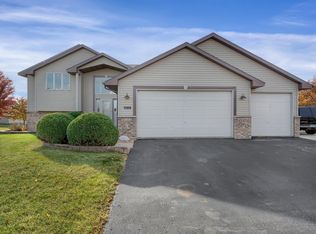 1366 Birch Dr, Mayer, MN 55360