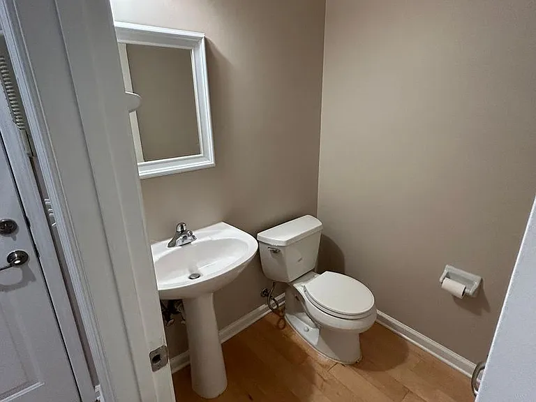1390 Island Town Dr — Photo 13
