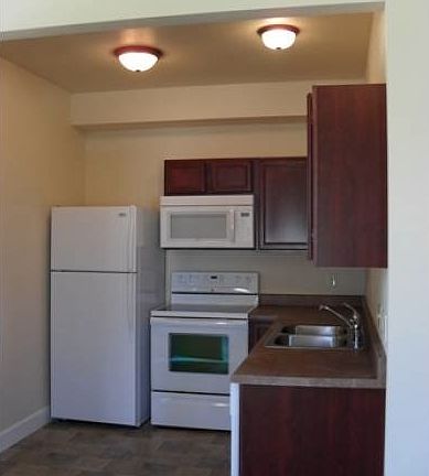 2nd image of 2815 Dublin St