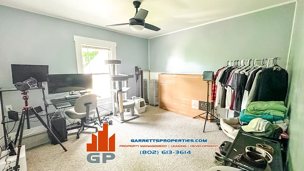 92 Maple Avenue Barre,Vt - 2 — Photo 4