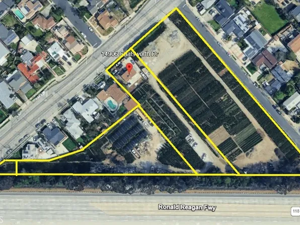 14906 Chatsworth Dr, Mission Hills, CA 91345