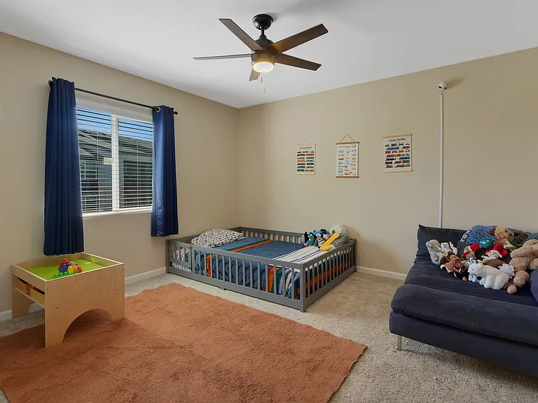 8905 Corona St NE — Photo 14