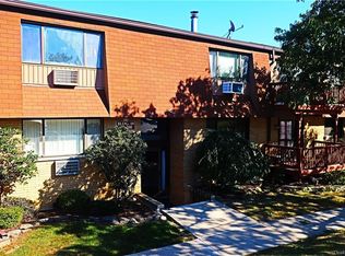 200 Richard Ct, Pomona, NY 10970