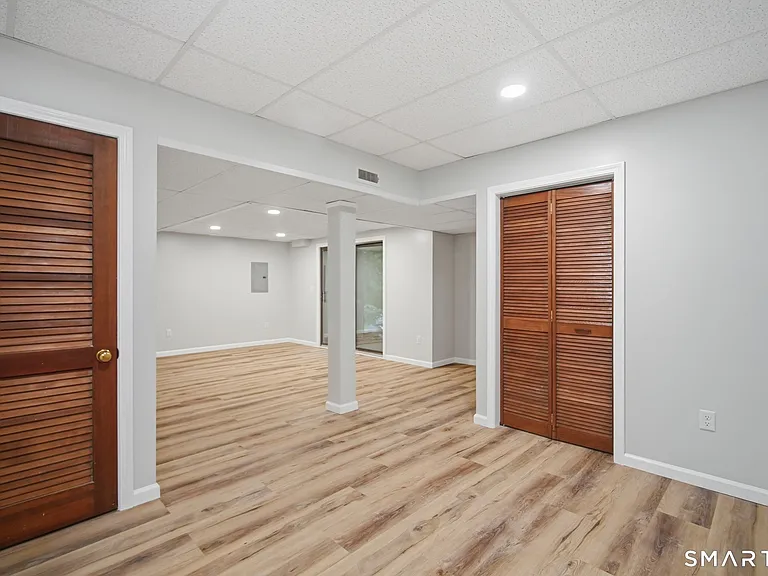 808 Mill Pond Dr #808 — Photo 20