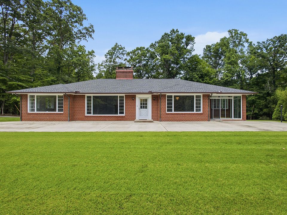 1st image of 140 Magna Vista Dr
