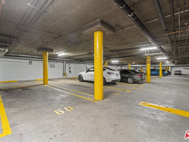 620 S Gramercy Pl #122 — Photo 32