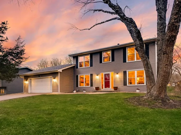10330 Nottingham Trl, Eden Prairie, MN 55347