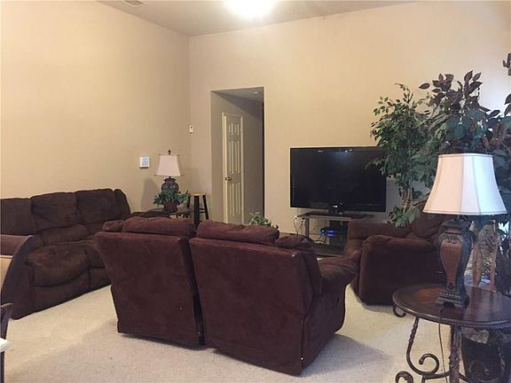 5th image of 534 Chancellorsville Dr