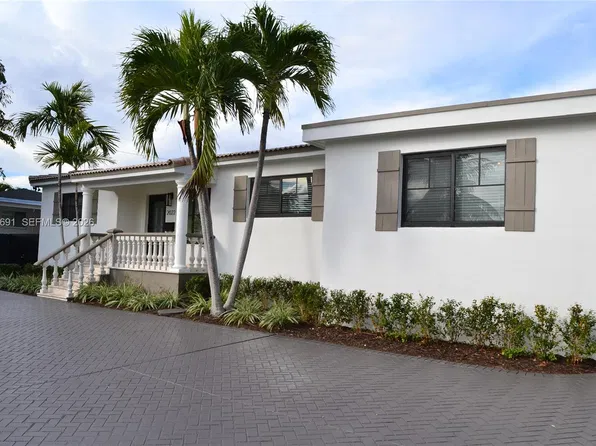 2022 SW 82nd Ct, Miami, FL 33155