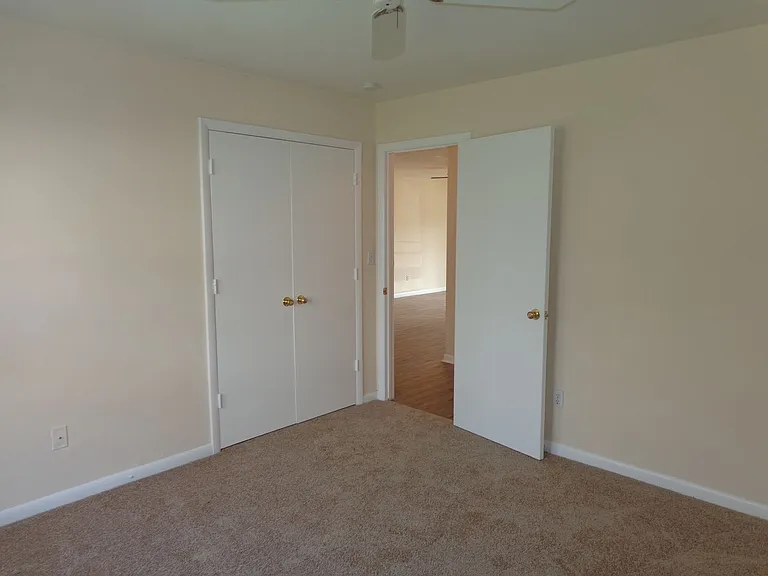 4636 Coronet Ave — Photo 15