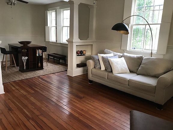 5th image of 4438 General Pershing St #4438