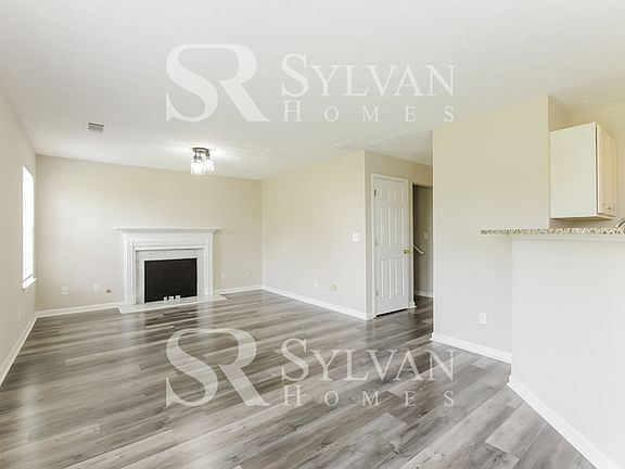 4th image of 3319 Hillside Links Dr