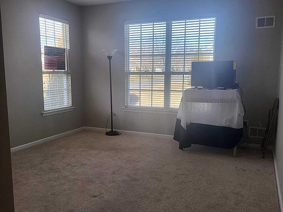 5th image of 43 Deerchase Lane
