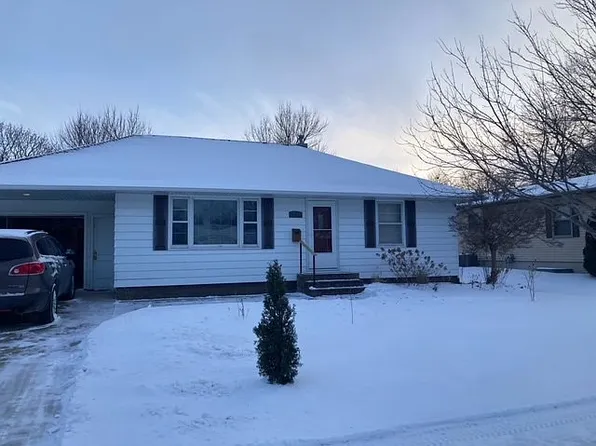 1308 E State St, Algona, IA 50511