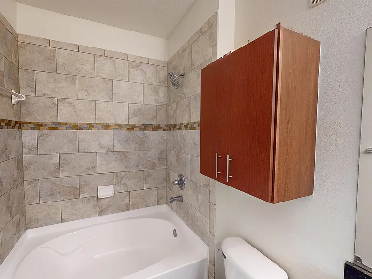 The Vintage Lofts at West End — Photo 47