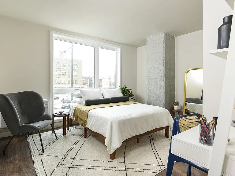 2 Bedroom