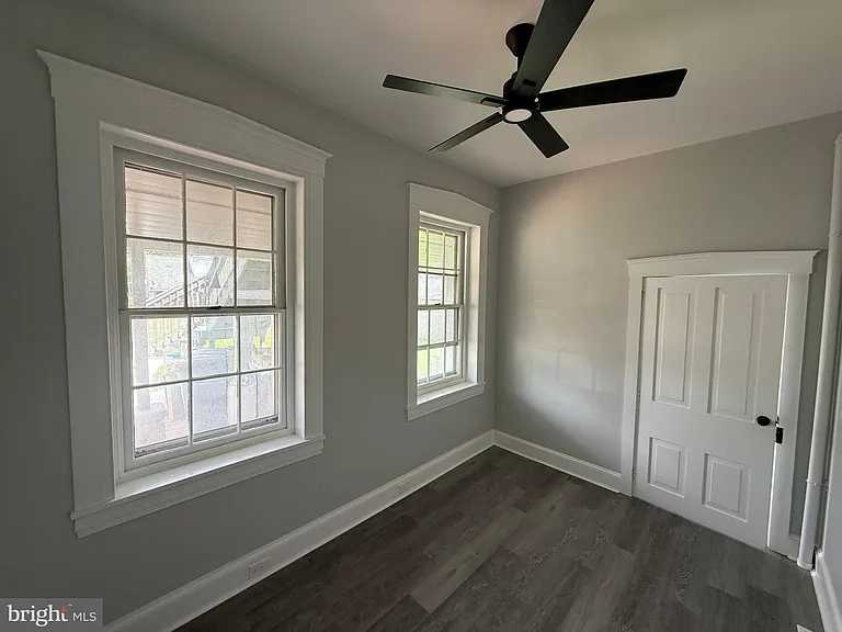 1530 New Holland Rd #LEFT REAR 1ST FLOOR — Photo 34