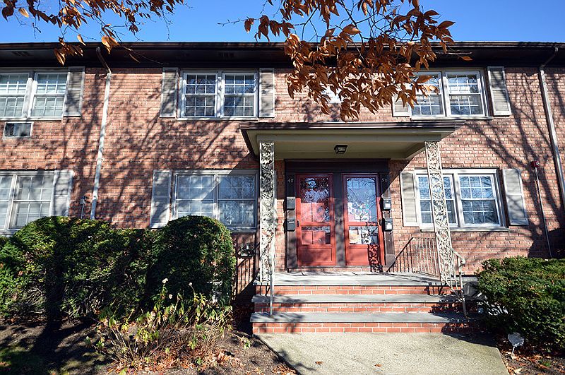 1st image of 48A LAKESIDE DR (1st floor) #48A