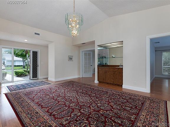 5th image of 2702 SW Westlake Cir