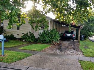 2315 Laplace St, Chalmette, LA 70043