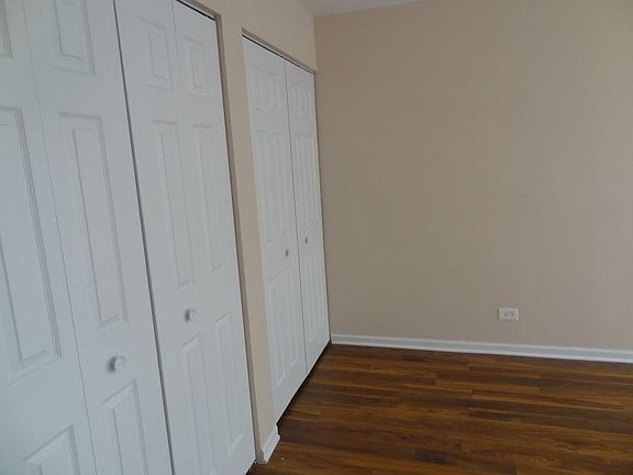 4th image of 1400 E 55th Pl APT 203S
