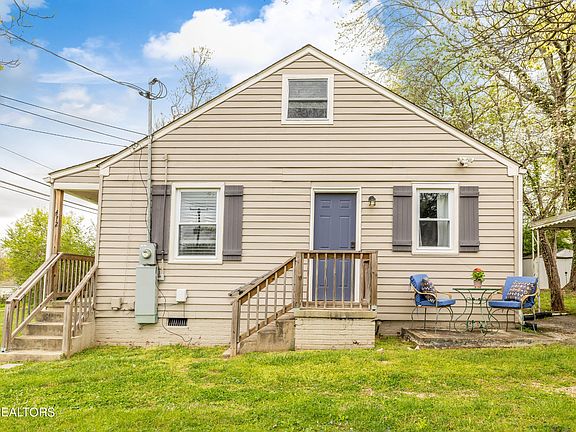 3rd image of 412 Glenoaks Dr