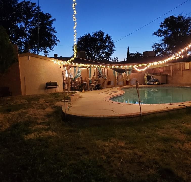 2nd image of 45122 Lorimer Ave