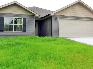890 Casquin Dr, Cape Girardeau, MO 63701