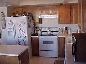5th image of 9662 W Mission Ln