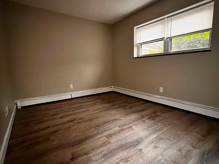 262 Grove St #4 — Photo 17