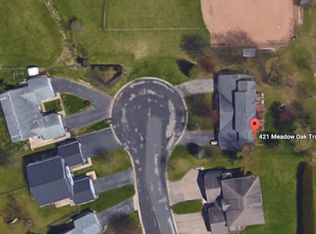 421 Meadow Oak Trl, Deforest, WI 53532