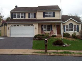 50 Steeple Ct, Reinholds, PA