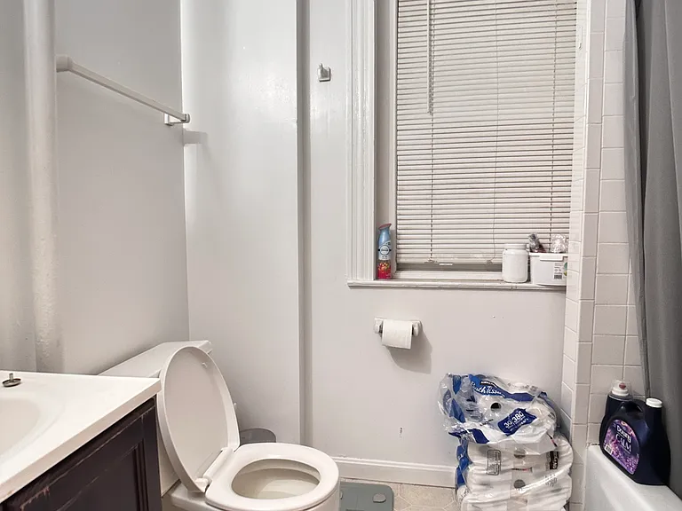 1 Linden St #3F — Photo 9