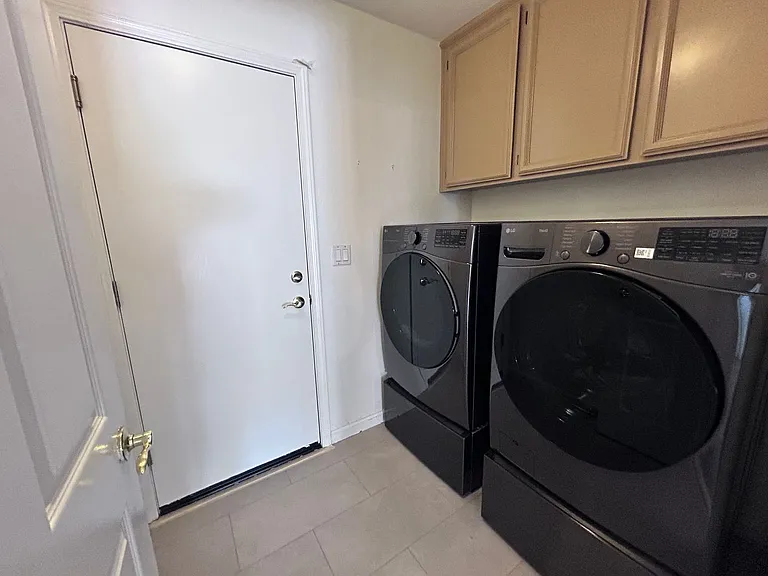 979 Seabough Ct — Photo 21