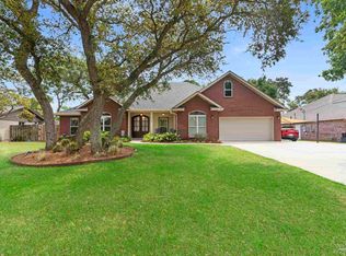 226 Florida Ave, Gulf Breeze, FL 32561