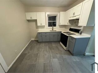 93 N 15th St APT 1, East Orange, NJ 07017