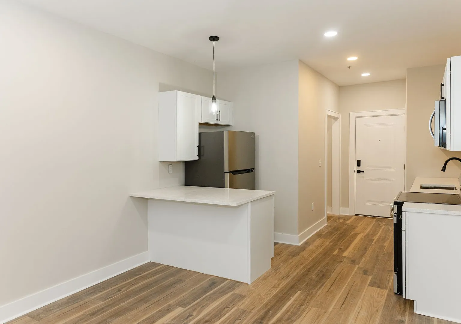503 Linden St — Photo 1