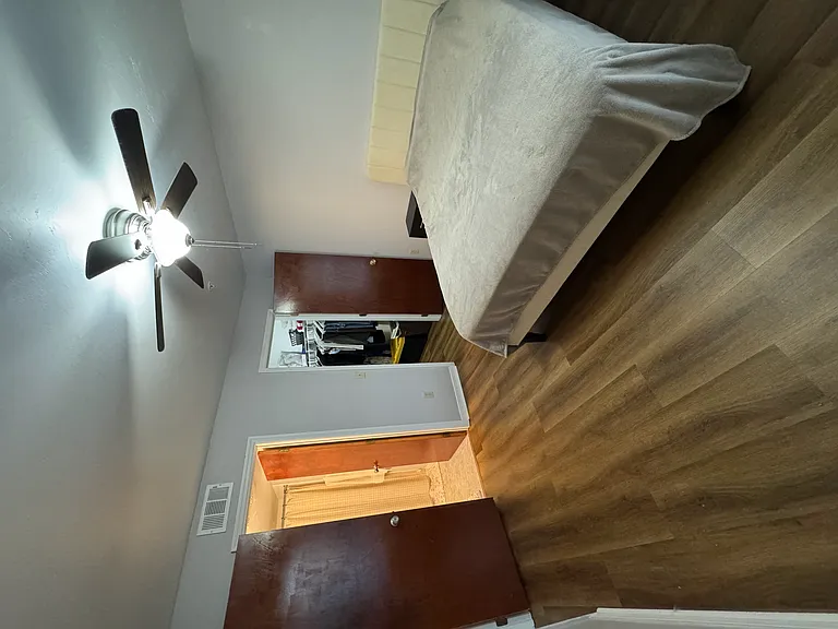 2360 SW Archer Rd #305 — Photo 7