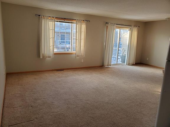 5th image of 2525 Cobble Hill Ct