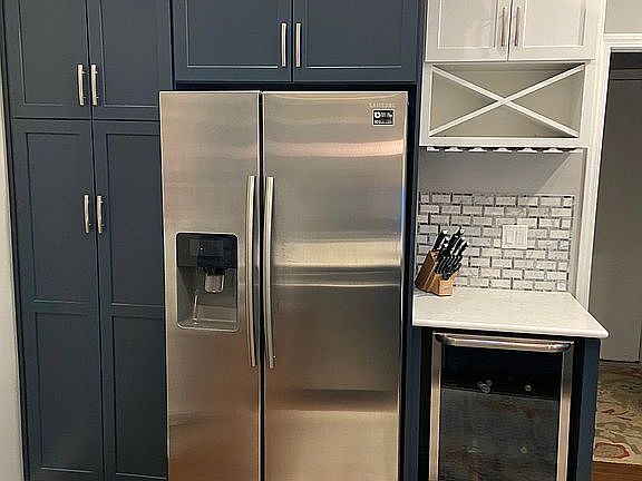 5th image of 2044 W 139th St
