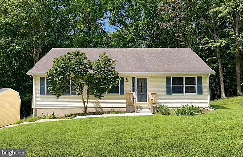 8433 Sailboat Ln Photo 1