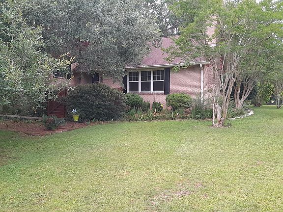 3rd image of 1121 E Windwood Way