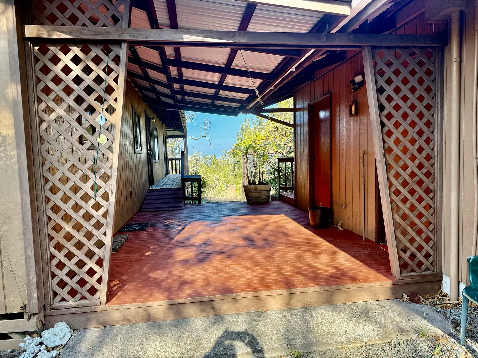 Catamaran Ln, Ocean View — Photo 2