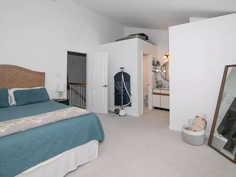 15798 Widewater Dr — Photo 17